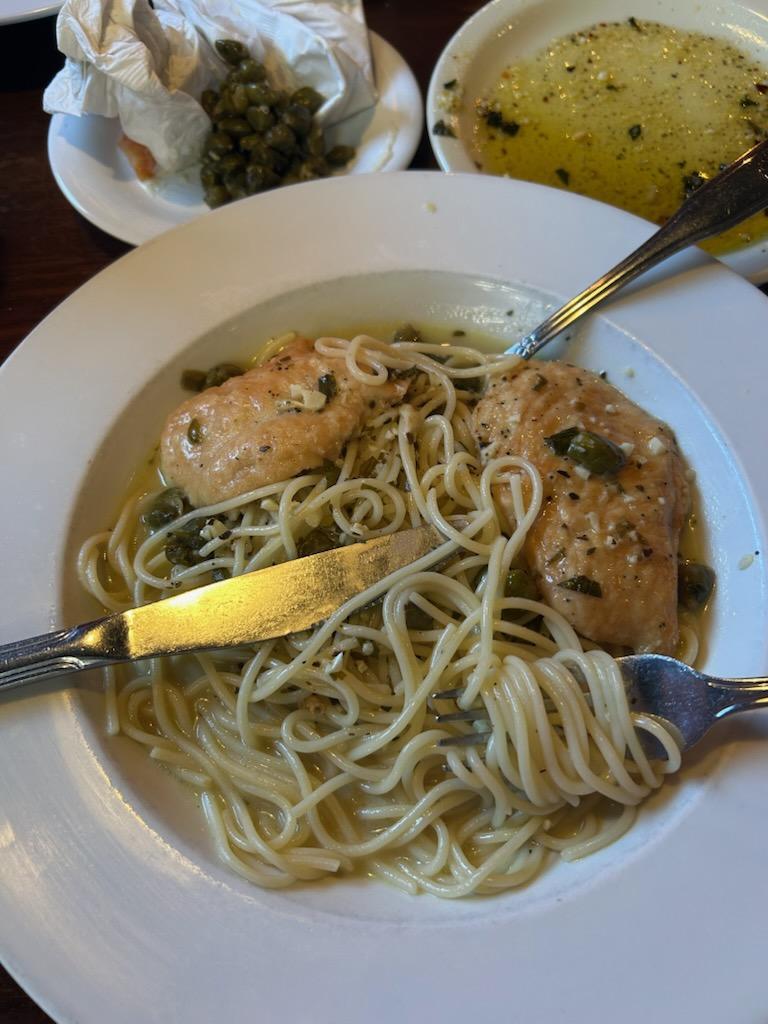 La Bella Tavola Italian Grill & Pizza